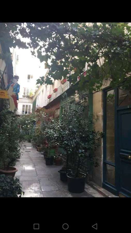Guest house Gogo1 Paris