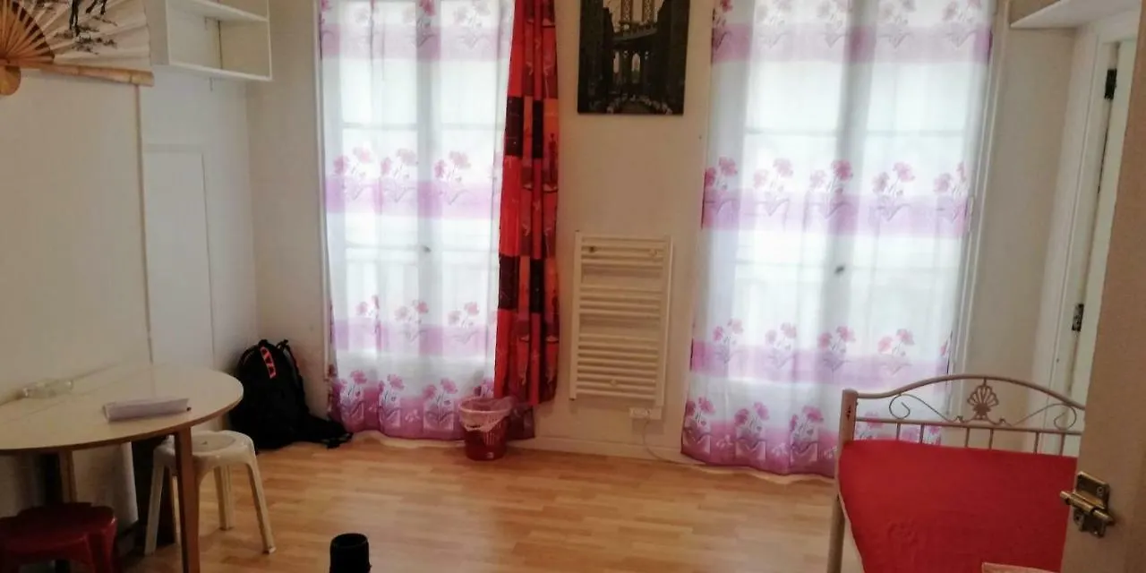 Gogo1 Guest house Paris